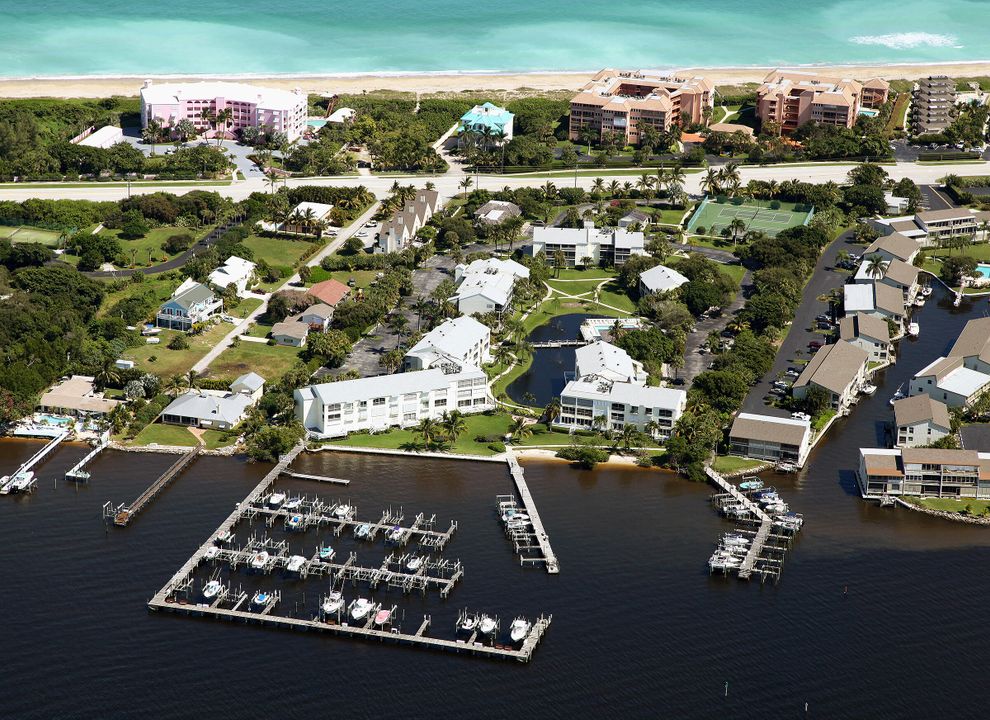 待售: $395,000 (2 贝兹, 2 浴室, 1101 平方英尺)