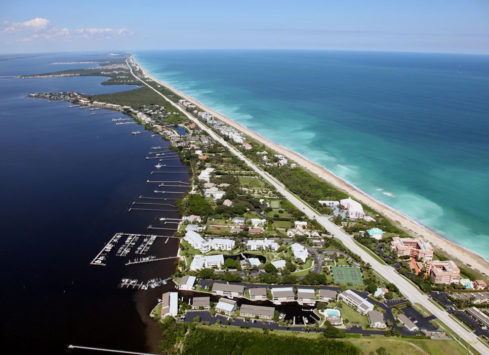 待售: $395,000 (2 贝兹, 2 浴室, 1101 平方英尺)