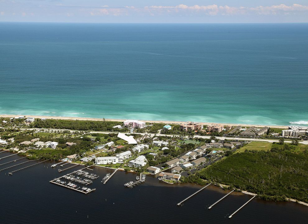 待售: $395,000 (2 贝兹, 2 浴室, 1101 平方英尺)