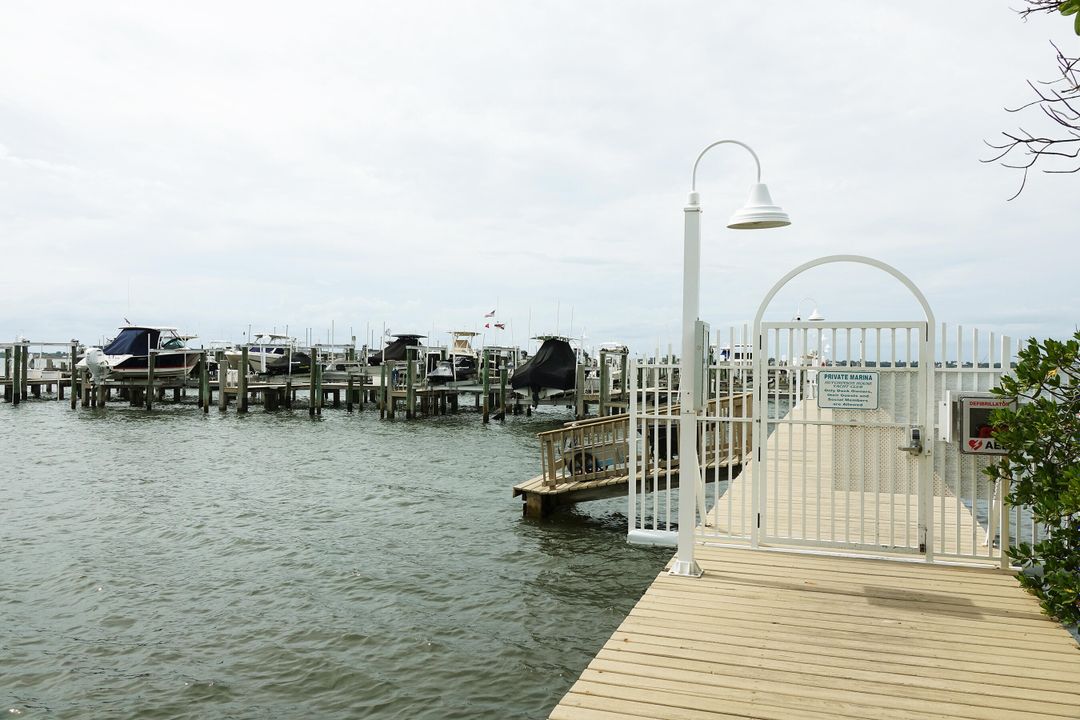 待售: $395,000 (2 贝兹, 2 浴室, 1101 平方英尺)