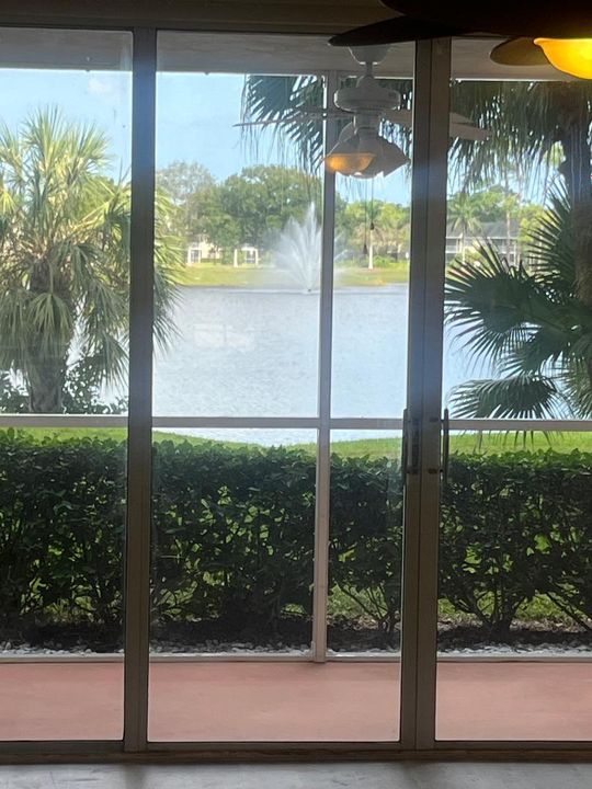 Active With Contract: $184,500 (2 beds, 2 baths, 1100 Square Feet)