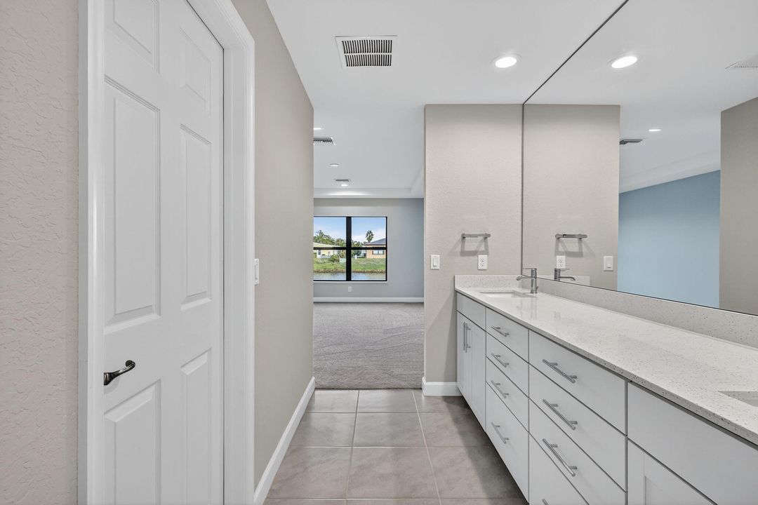 For Sale: $269,000 (2 beds, 2 baths, 1687 Square Feet)