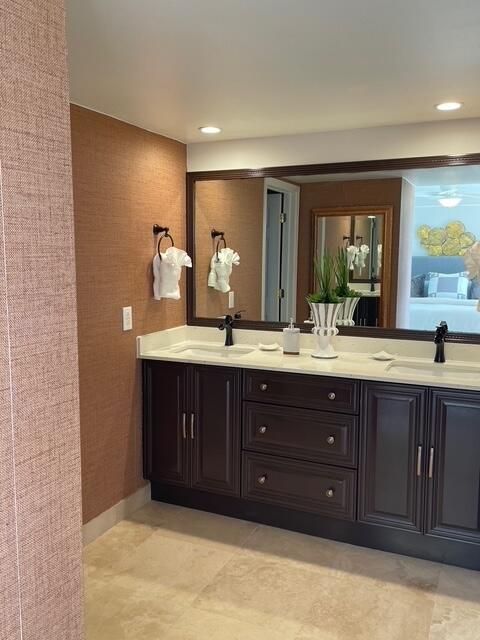 Active With Contract: $785,000 (3 beds, 3 baths, 1895 Square Feet)