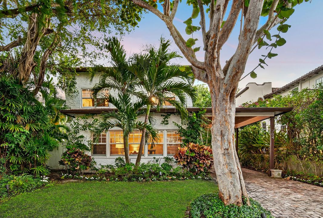 На продажу: $1,895,000 (4 спален, 3 ванн, 2266 Квадратных фут)