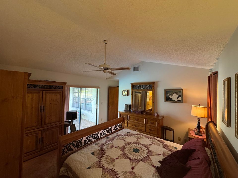 待售: $685,000 (4 贝兹, 2 浴室, 1861 平方英尺)