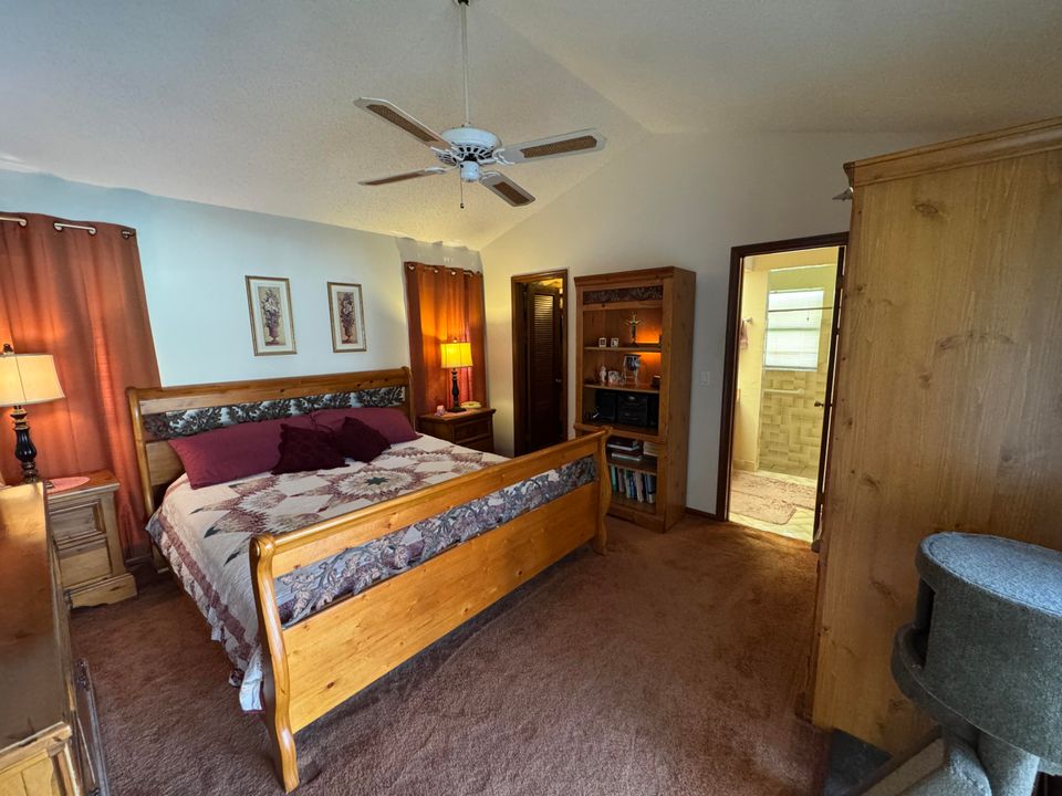 待售: $685,000 (4 贝兹, 2 浴室, 1861 平方英尺)