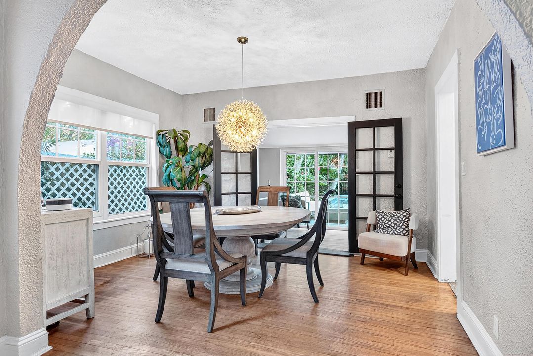 На продажу: $1,895,000 (4 спален, 3 ванн, 2266 Квадратных фут)