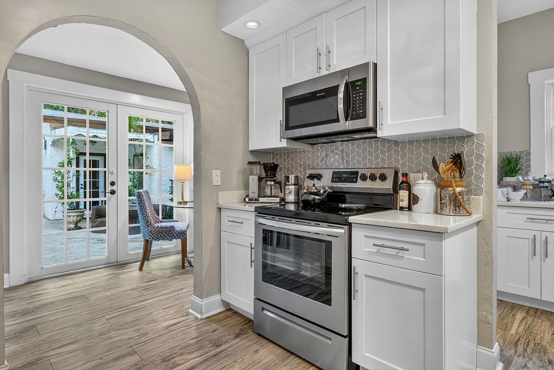 На продажу: $1,895,000 (4 спален, 3 ванн, 2266 Квадратных фут)