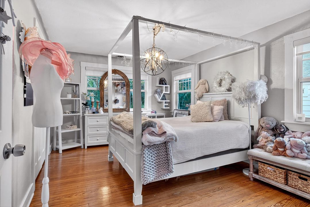 На продажу: $1,895,000 (4 спален, 3 ванн, 2266 Квадратных фут)