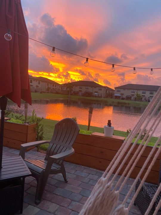 En Venta: $384,900 (3 camas, 2 baños, 1612 Pies cuadrados)