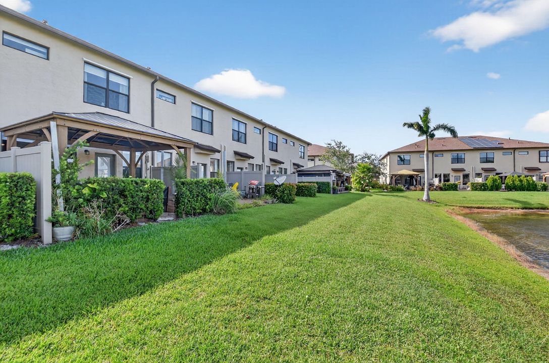 En Venta: $384,900 (3 camas, 2 baños, 1612 Pies cuadrados)