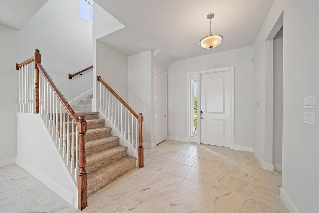 For Rent: $5,000 (5 beds, 3 baths, 3165 Square Feet)