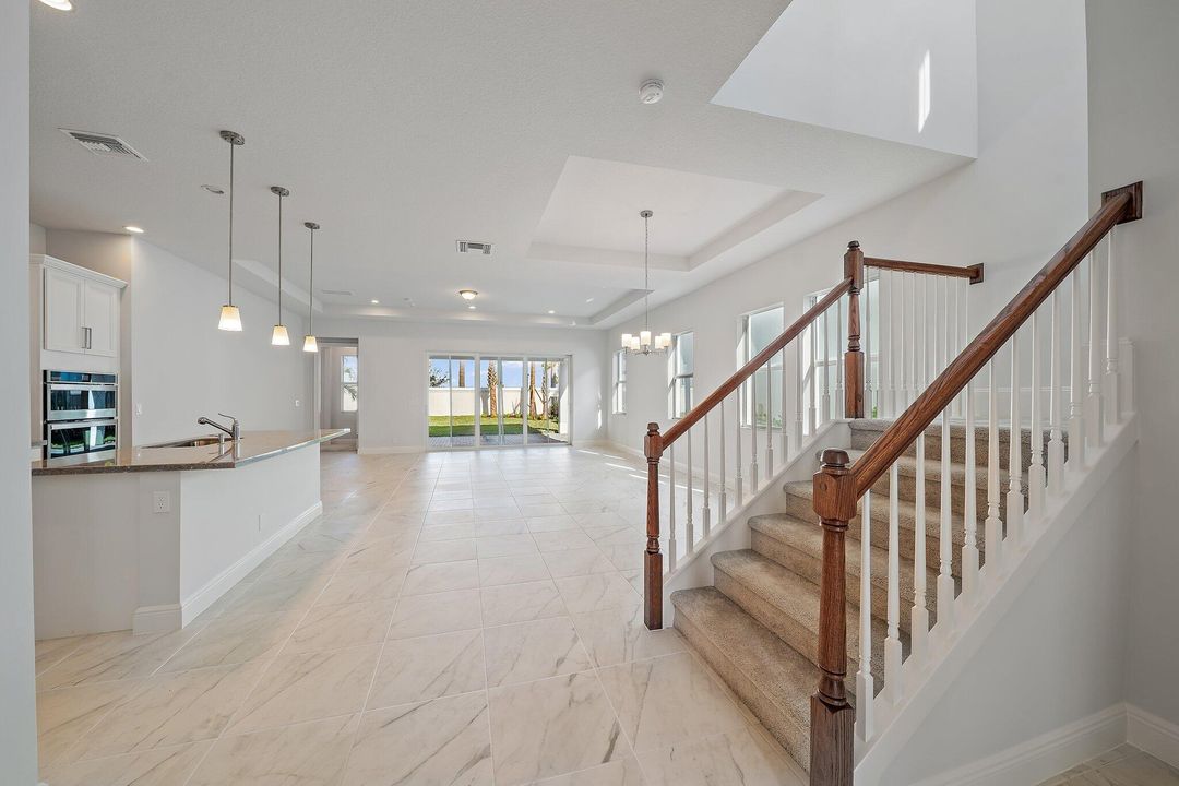 For Rent: $5,000 (5 beds, 3 baths, 3165 Square Feet)