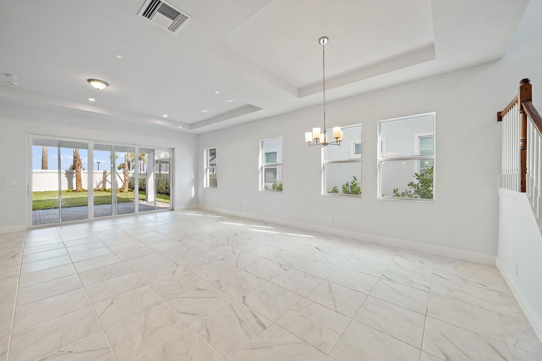 For Rent: $5,000 (5 beds, 3 baths, 3165 Square Feet)