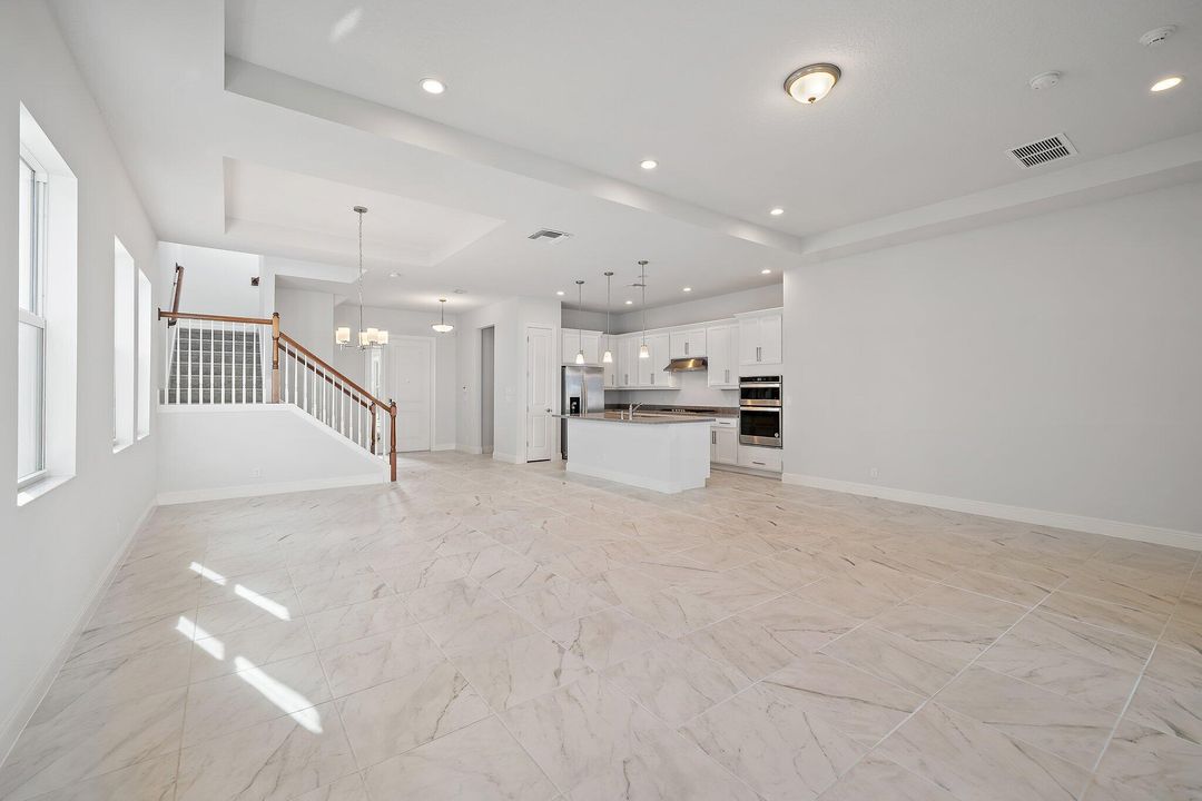 For Rent: $5,000 (5 beds, 3 baths, 3165 Square Feet)