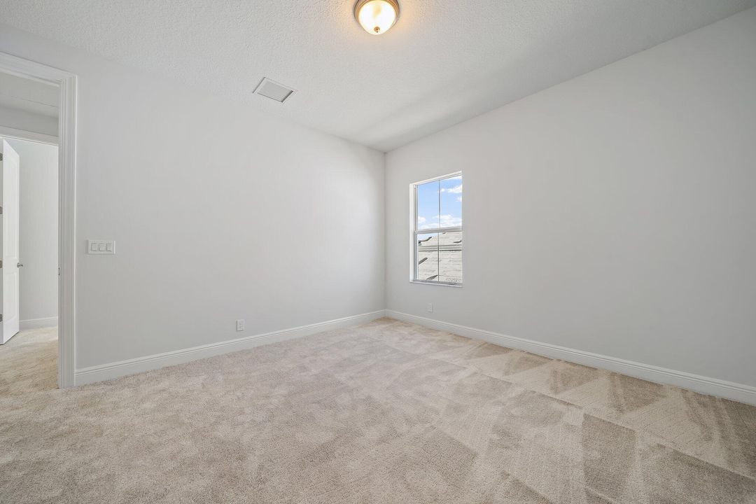 For Rent: $5,000 (5 beds, 3 baths, 3165 Square Feet)