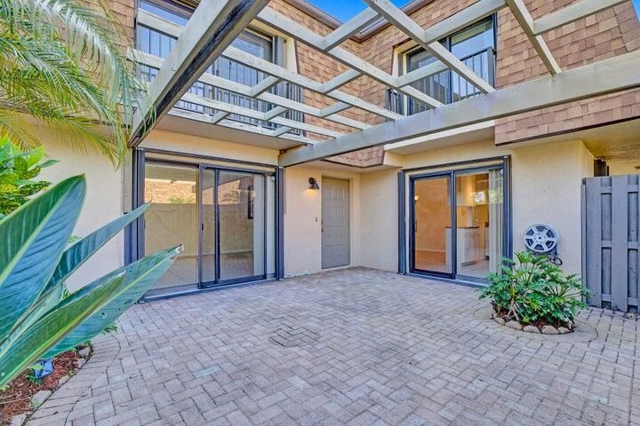 En Renta: $2,300 (2 camas, 2 baños, 1168 Pies cuadrados)