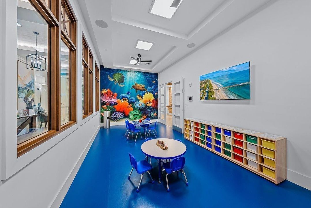 For Rent: $5,000 (5 beds, 3 baths, 3165 Square Feet)