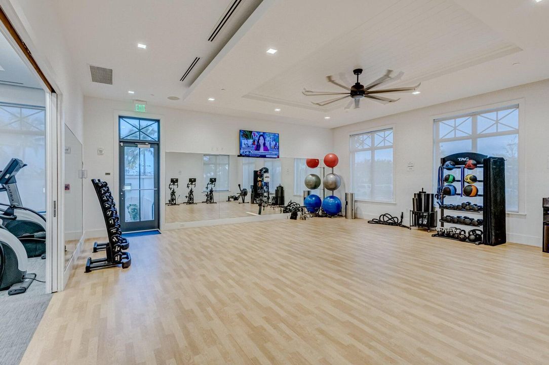 For Rent: $5,000 (5 beds, 3 baths, 3165 Square Feet)