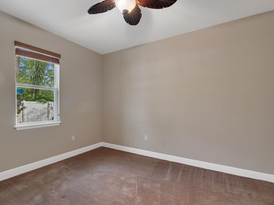 Activo con contrato: $650,000 (4 camas, 3 baños, 2767 Pies cuadrados)