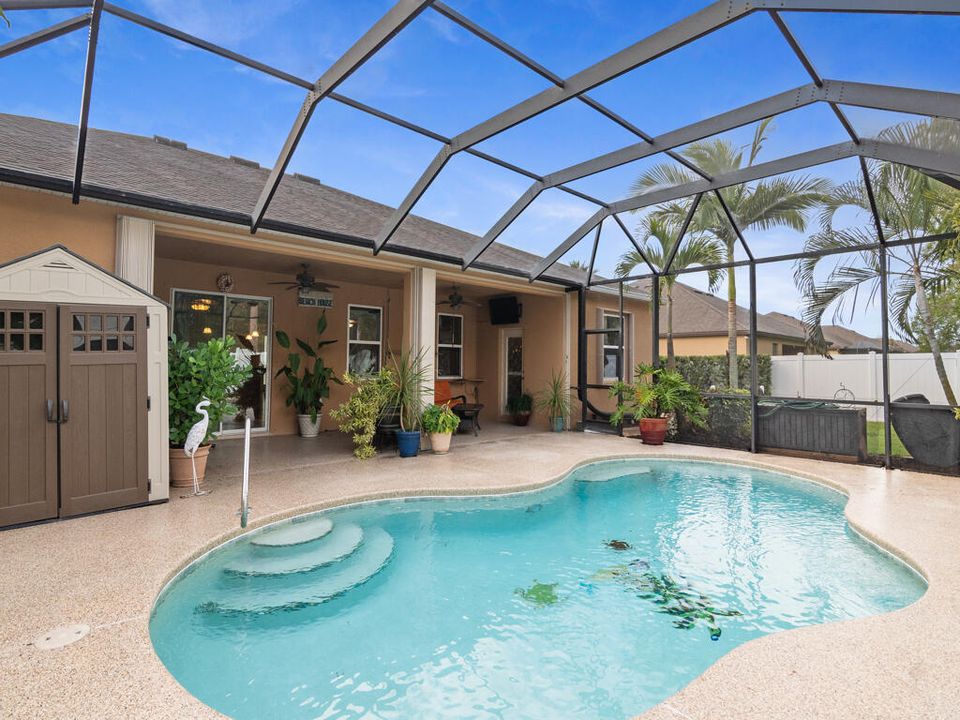 Activo con contrato: $650,000 (4 camas, 3 baños, 2767 Pies cuadrados)