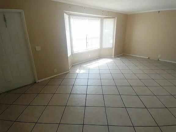 En Venta: $299,000 (3 camas, 2 baños, 1321 Pies cuadrados)