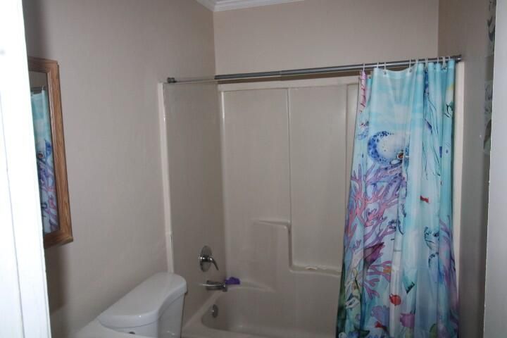 En Venta: $299,000 (3 camas, 2 baños, 1321 Pies cuadrados)