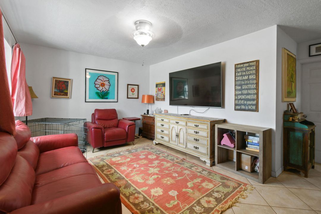 На продажу: $2,895,000 (23 спален, 20 ванн, 13293 Квадратных фут)