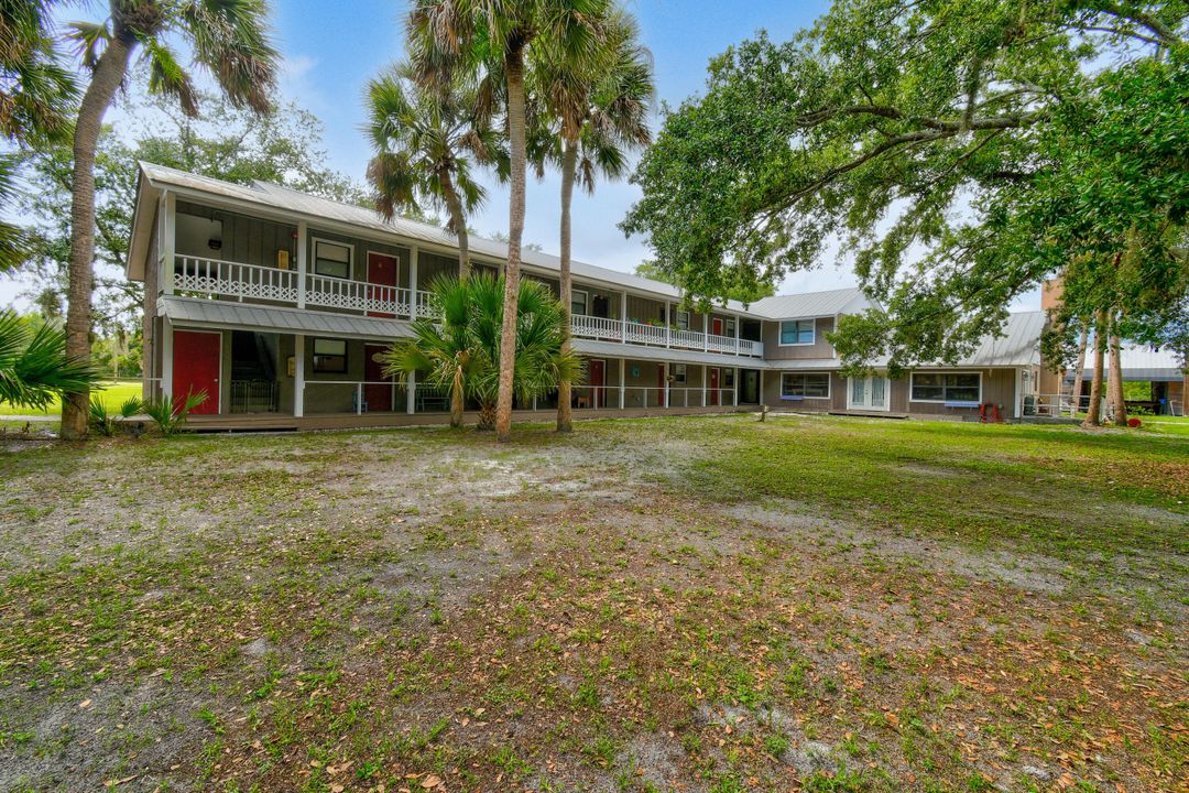 На продажу: $2,895,000 (23 спален, 20 ванн, 13293 Квадратных фут)