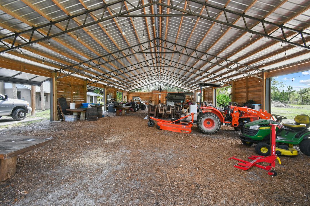 На продажу: $2,895,000 (23 спален, 20 ванн, 13293 Квадратных фут)