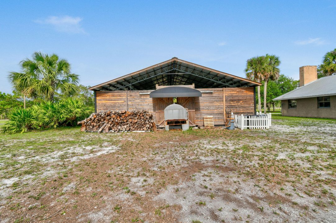 На продажу: $2,895,000 (23 спален, 20 ванн, 13293 Квадратных фут)