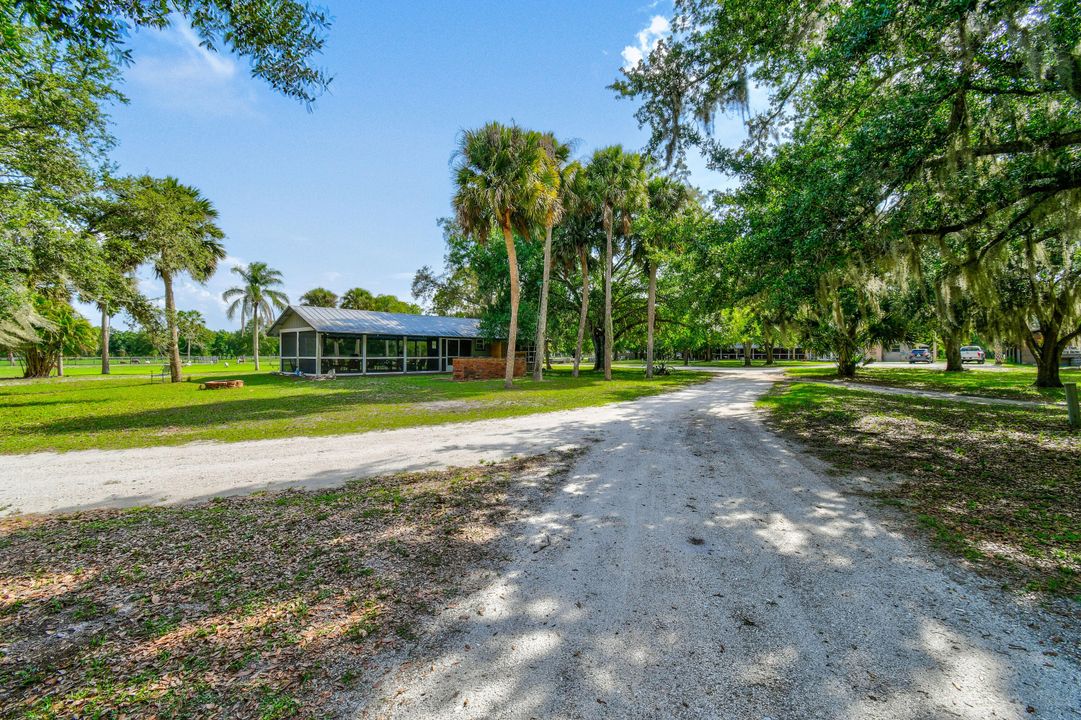 На продажу: $2,895,000 (23 спален, 20 ванн, 13293 Квадратных фут)