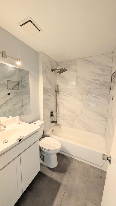 Active With Contract: $360,000 (3 beds, 2 baths, 1370 Square Feet)