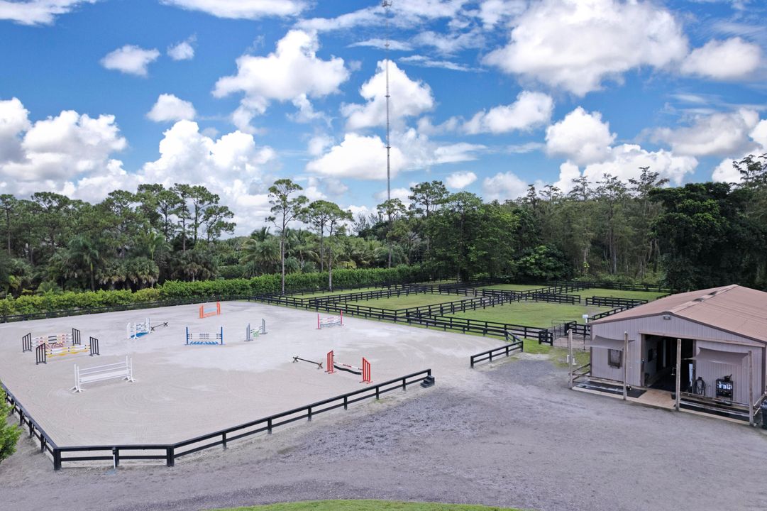 For Rent: $16,850 (2 beds, 2 baths, 3500 Square Feet)