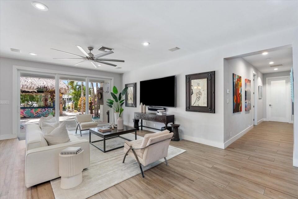 На продажу: $4,995,000 (4 спален, 3 ванн, 4081 Квадратных фут)