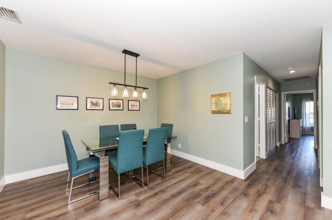 For Sale: $242,000 (2 beds, 2 baths, 1411 Square Feet)