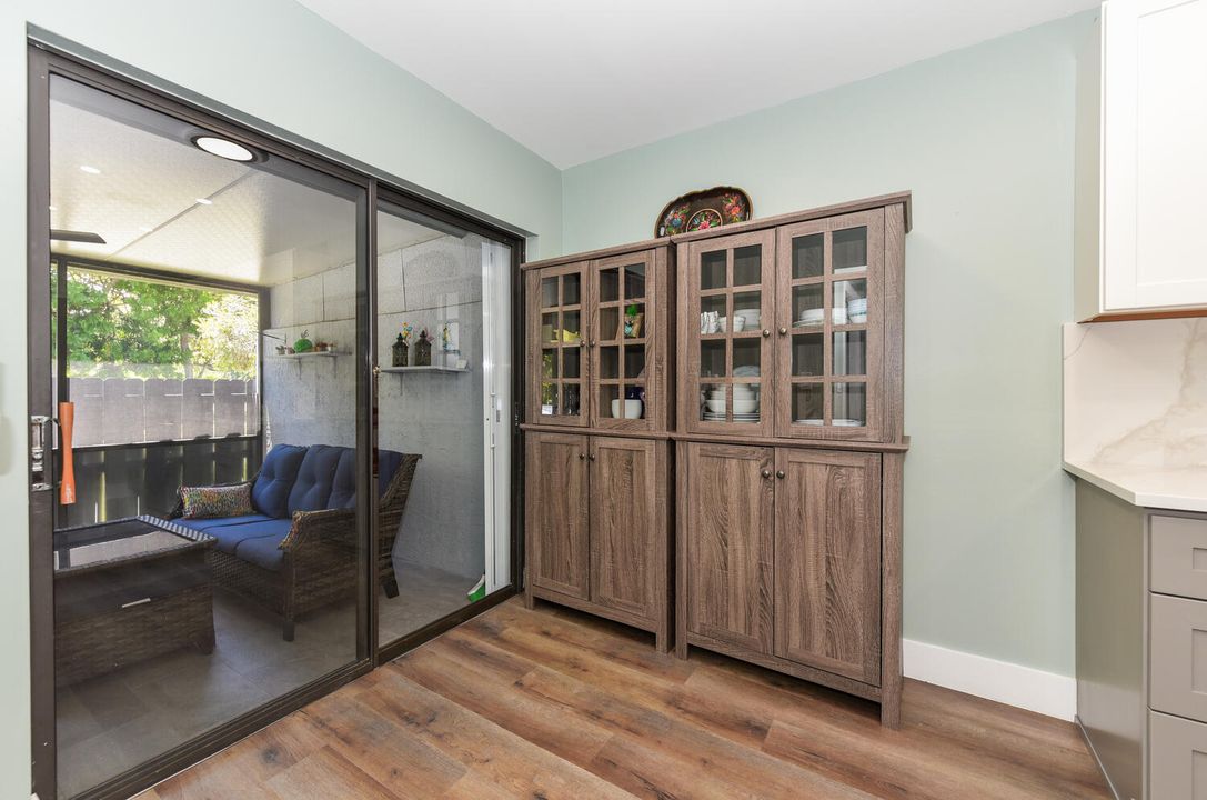 For Sale: $242,000 (2 beds, 2 baths, 1411 Square Feet)