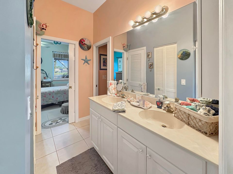 For Sale: $569,000 (3 beds, 2 baths, 2768 Square Feet)