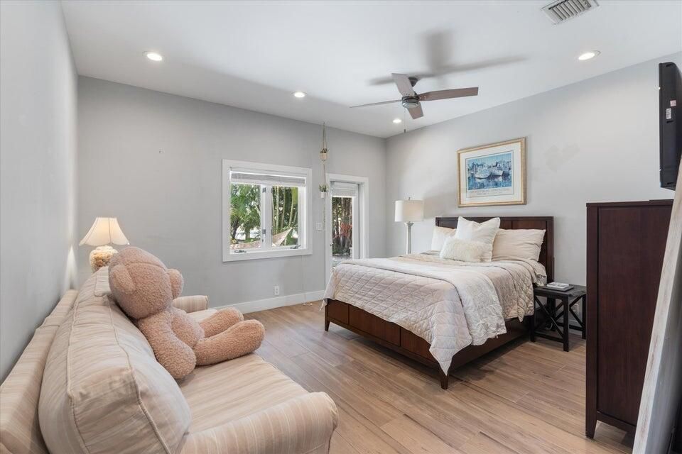 На продажу: $4,995,000 (4 спален, 3 ванн, 4081 Квадратных фут)