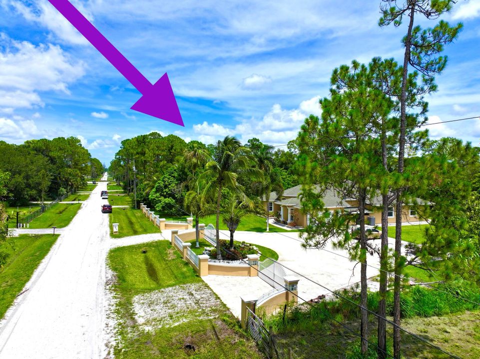 For Sale: $759,000 (4 beds, 3 baths, 2726 Square Feet)