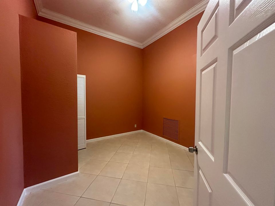 For Sale: $759,000 (4 beds, 3 baths, 2726 Square Feet)