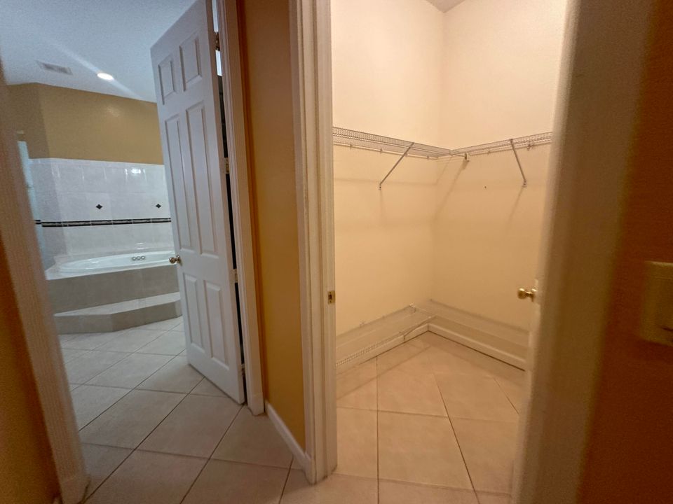 For Sale: $759,000 (4 beds, 3 baths, 2726 Square Feet)