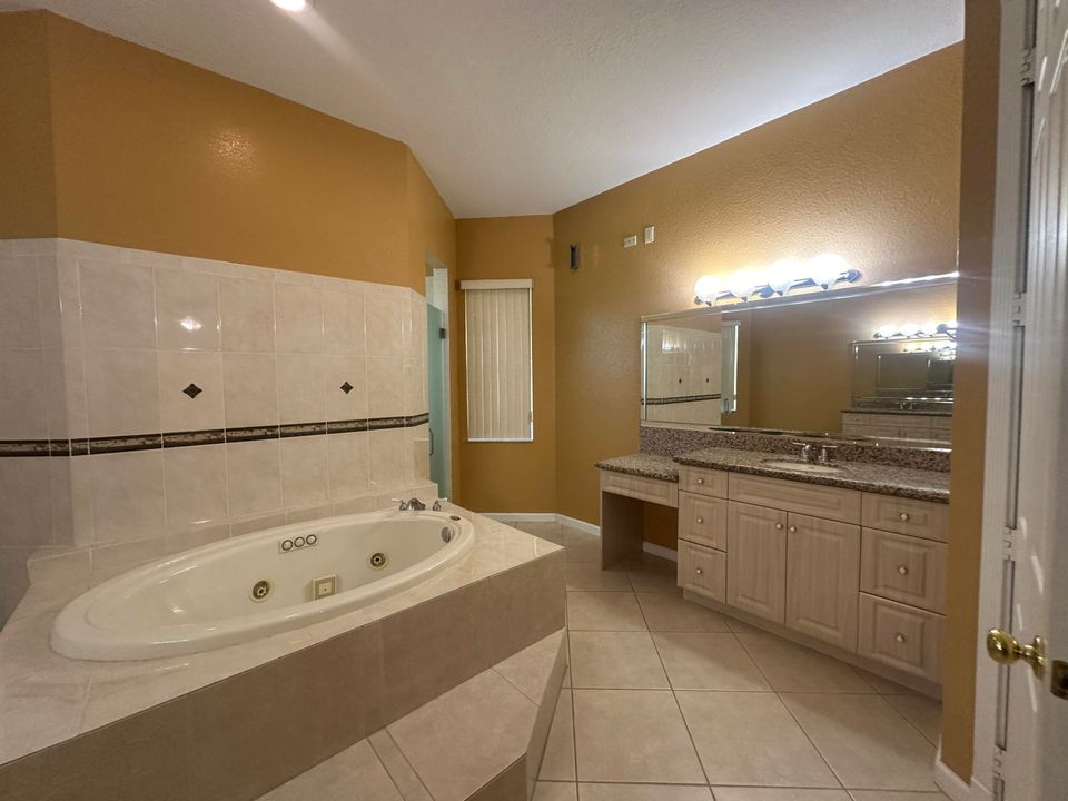 For Sale: $759,000 (4 beds, 3 baths, 2726 Square Feet)