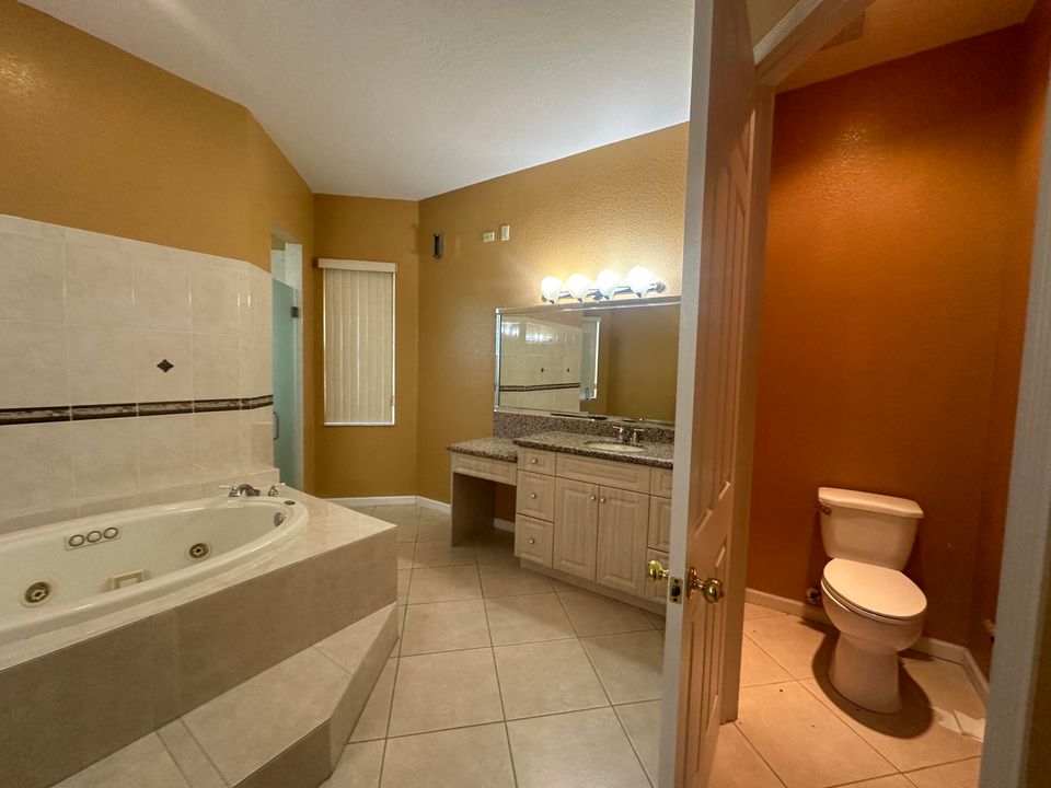 For Sale: $759,000 (4 beds, 3 baths, 2726 Square Feet)