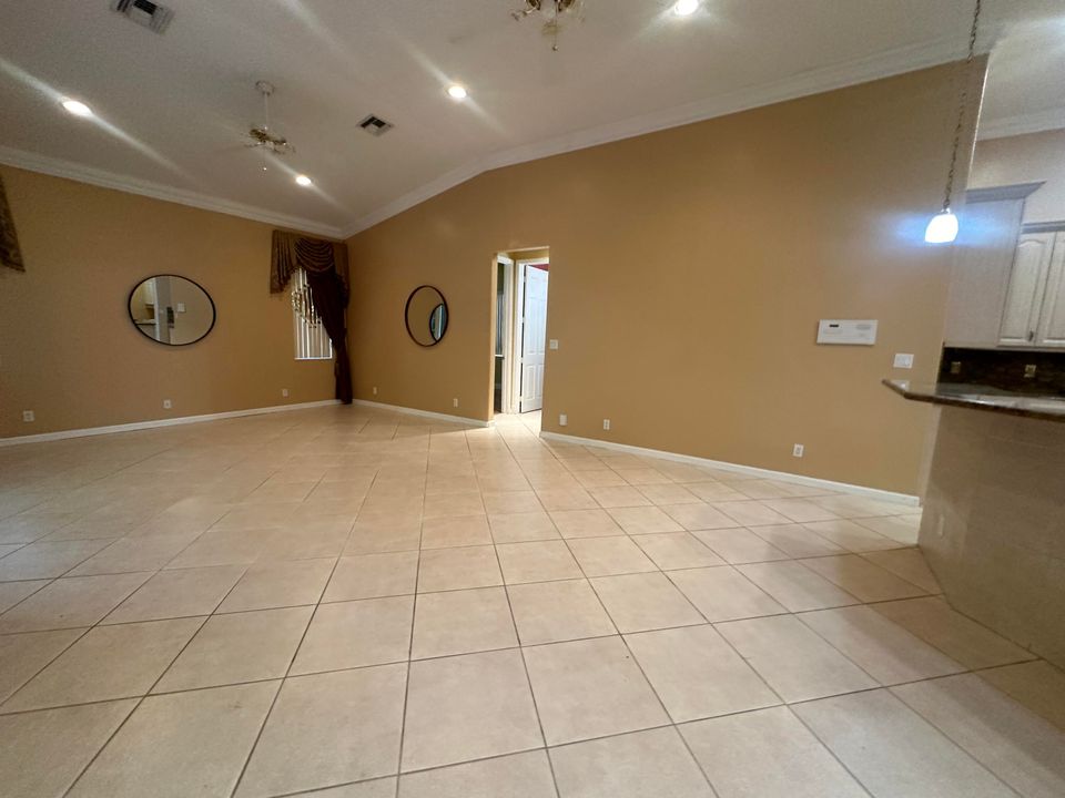 For Sale: $759,000 (4 beds, 3 baths, 2726 Square Feet)