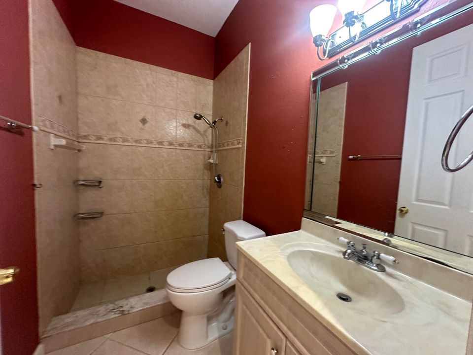 For Sale: $759,000 (4 beds, 3 baths, 2726 Square Feet)