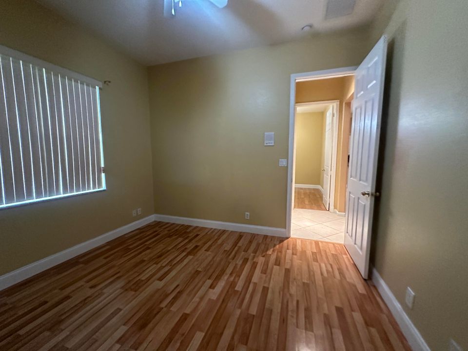 For Sale: $759,000 (4 beds, 3 baths, 2726 Square Feet)