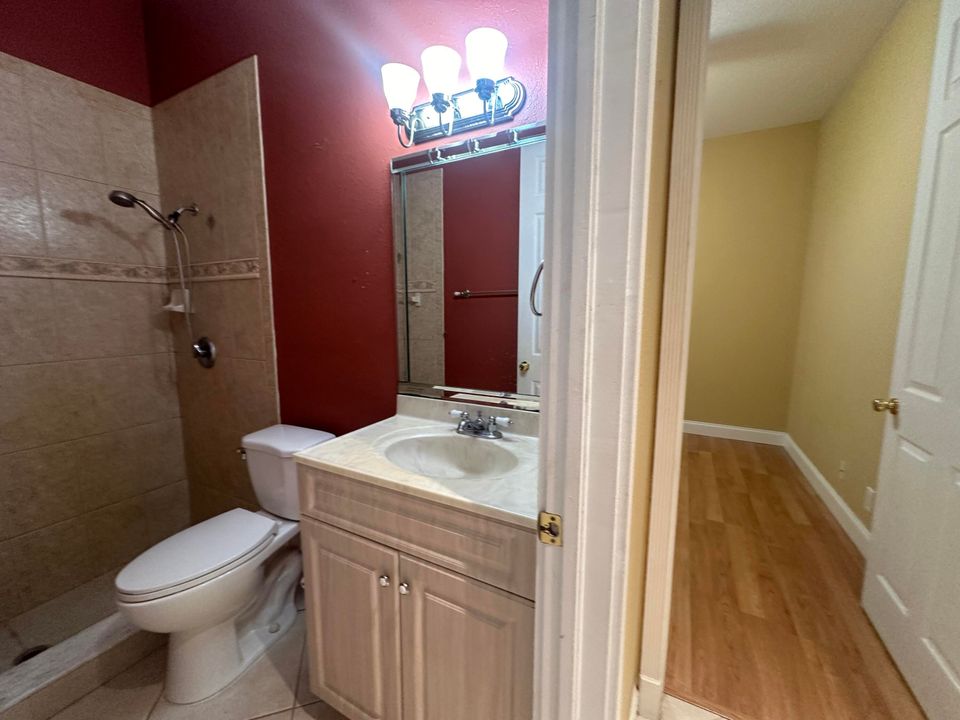 For Sale: $759,000 (4 beds, 3 baths, 2726 Square Feet)