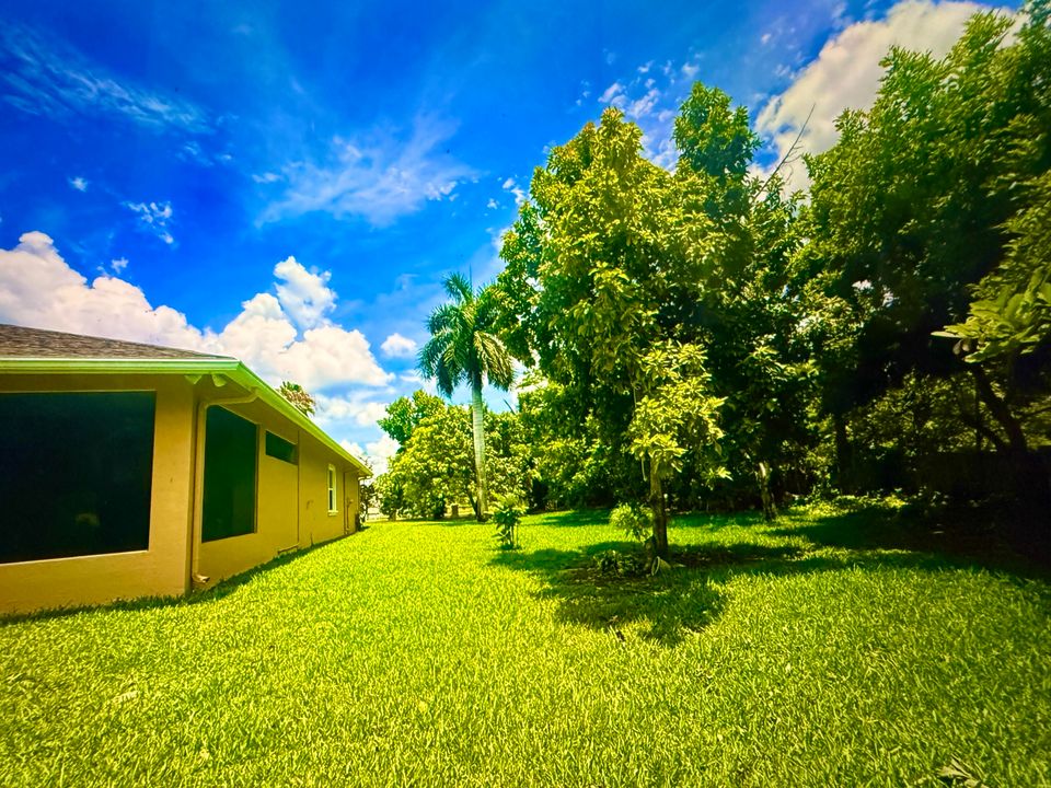 For Sale: $759,000 (4 beds, 3 baths, 2726 Square Feet)