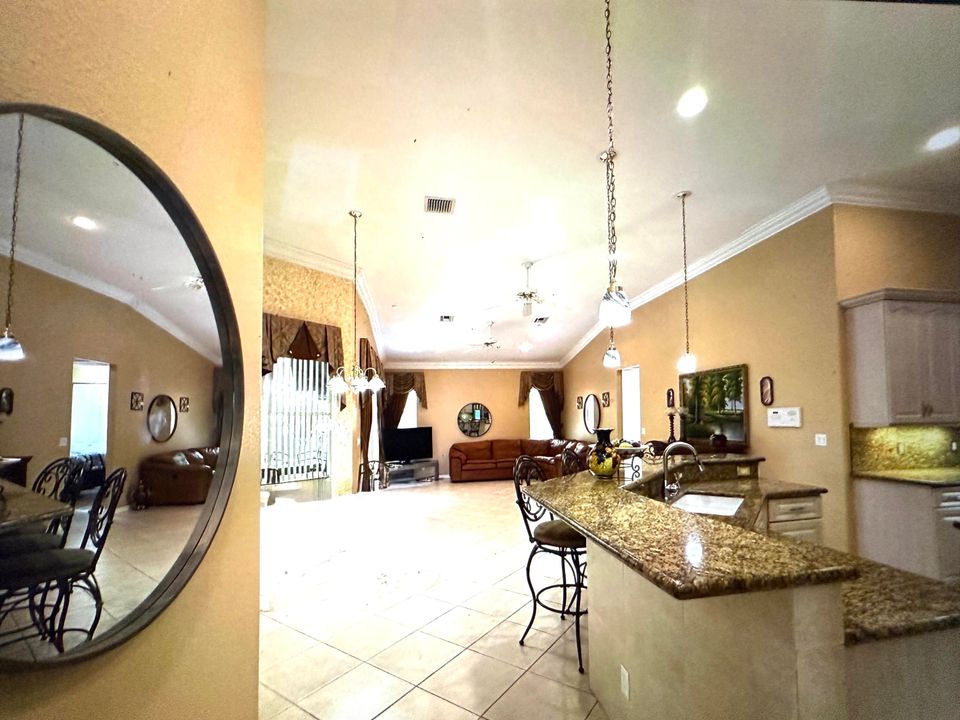 For Sale: $759,000 (4 beds, 3 baths, 2726 Square Feet)